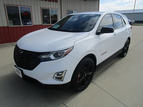 Used 2019 Chevrolet Equinox LT AWD/4WD image 3