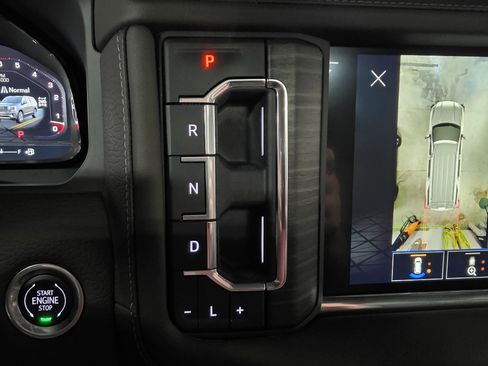 Used 2024 GMC Yukon Denali w/ Max Trailering Package image 25