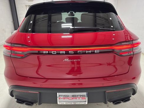 Used 2025 Porsche Macan Turbo image 6