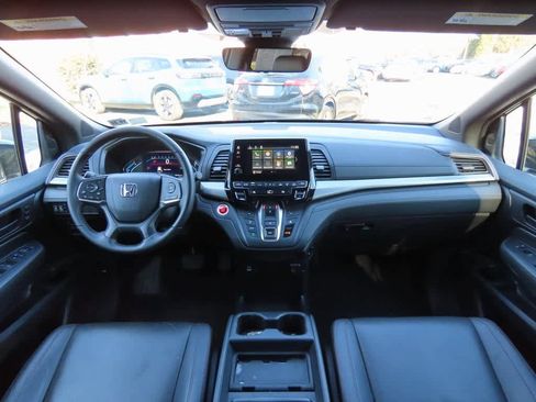 Certified 2023 Honda Odyssey Sport image 19