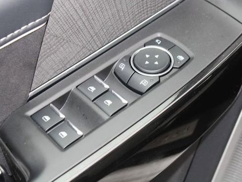 New 2023 Ford F150 Lightning Platinum image 12