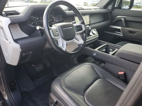Used 2023 Land Rover Defender 110 S AWD/4WD image 21