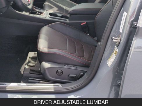 Used 2024 Volkswagen Jetta GLI Autobahn FWD image 15