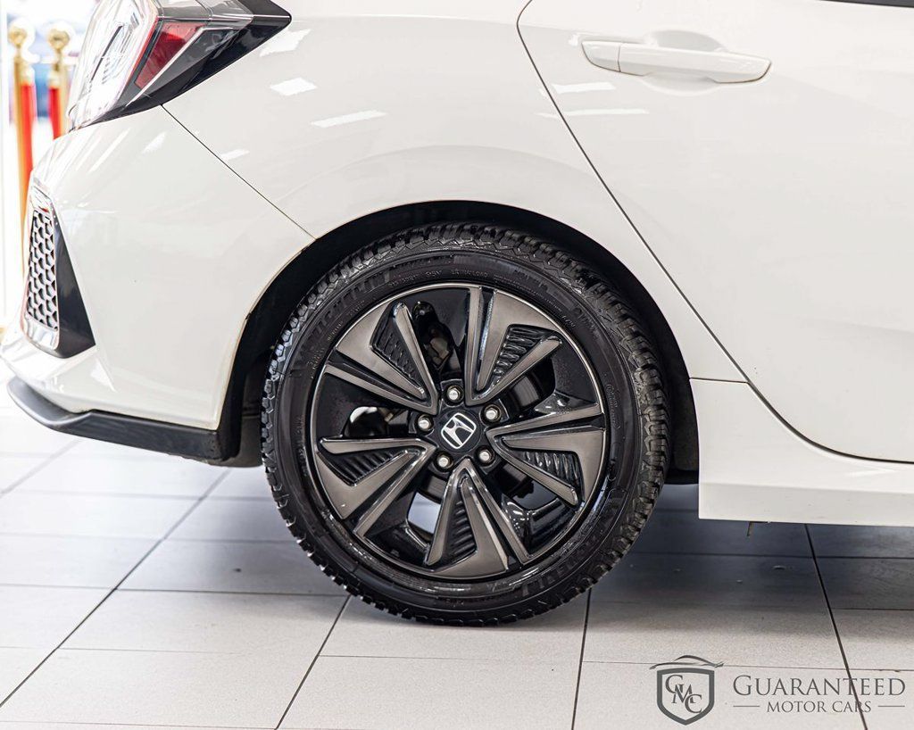 Used 2019 Honda Civic EX image 10