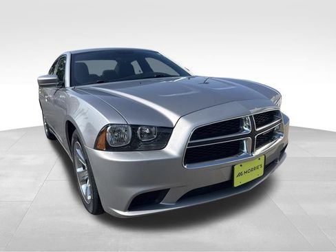Used 2014 Dodge Charger SE w/ Sport Appearance Group RWD image 4
