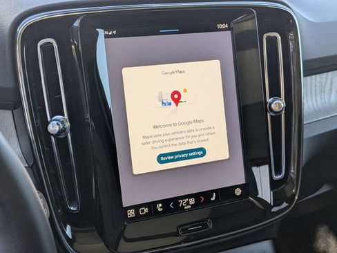 Certified 2025 Volvo XC40 B5 Core image 29