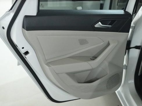Used 2024 Volkswagen Jetta SE w/ Panoramic Sunroof Package FWD image 13
