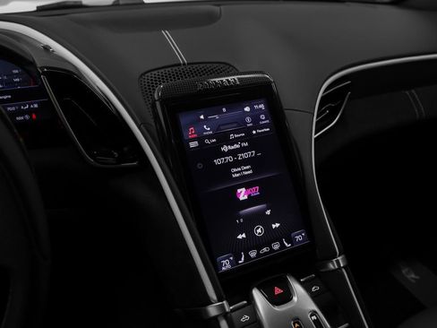 Certified 2024 Ferrari Roma Base image 60