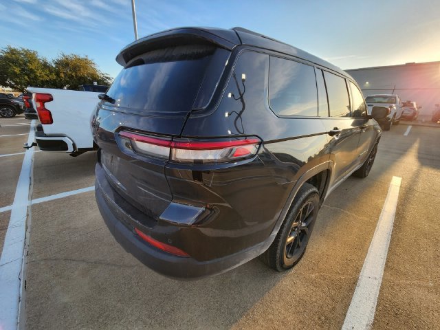 Used 2024 Jeep Grand Cherokee L Laredo AWD/4WD image 6