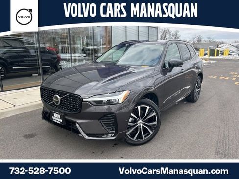 Certified 2025 Volvo XC60 B5 Plus image 1