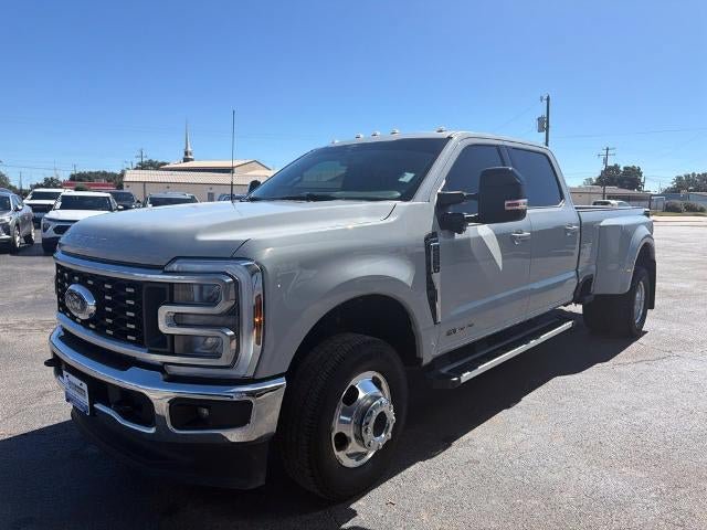 Used 2026 Ford F350 Lariat AWD/4WD image 14