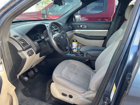Used 2019 Ford Explorer FWD image 9