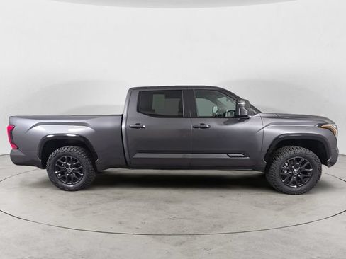 Used 2024 Toyota Tundra Platinum AWD/4WD image 6
