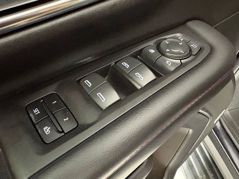 Used 2022 Chevrolet Tahoe RST w/ Luxury Package RWD image 20