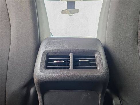 Certified 2024 Chevrolet Equinox LT AWD/4WD image 16