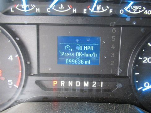 Used 2017 Ford F550 2WD Regular Cab Super Duty image 9