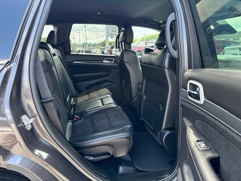 Used 2021 Jeep Grand Cherokee SRT AWD/4WD image 27