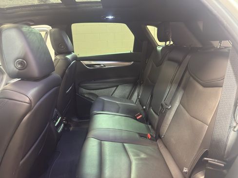 Used 2019 Cadillac XT5 Luxury w/ Sport Package image 30