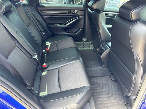 Used 2022 Honda Accord Sport image 15