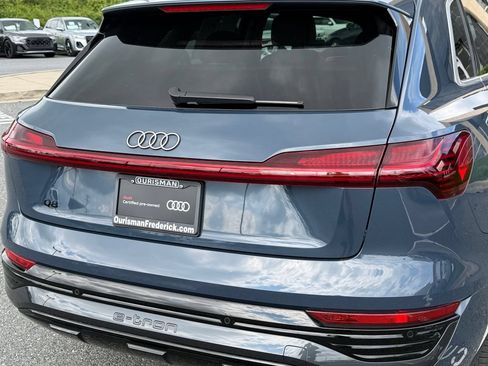 Certified 2024 Audi Q8 e-tron Premium Plus w/ Premium Plus Package AWD/4WD image 11