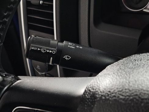 Used 2018 RAM 1500 Lone Star image 17