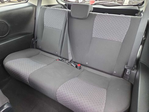 Used 2016 Toyota Yaris L FWD image 21