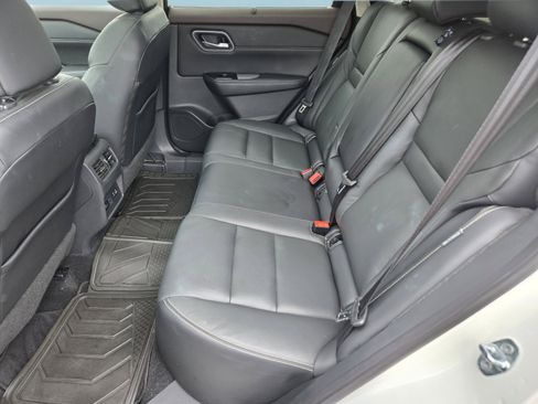 Used 2021 Nissan Rogue SL w/ Premium Package FWD image 19