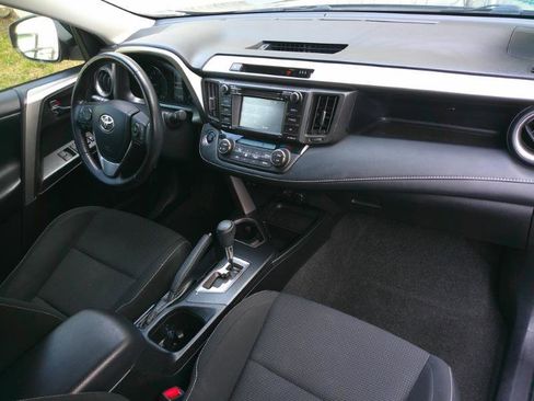 Used 2018 Toyota RAV4 XLE image 18