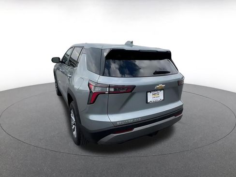 Used 2025 Chevrolet Equinox LT image 11