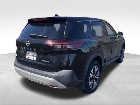 Used 2023 Nissan Rogue SV AWD/4WD image 7
