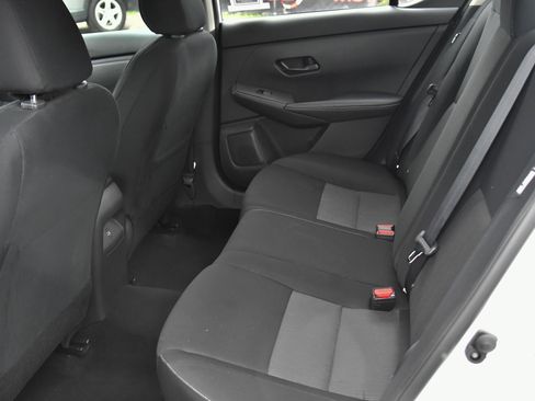 Used 2024 Nissan Sentra SV image 31