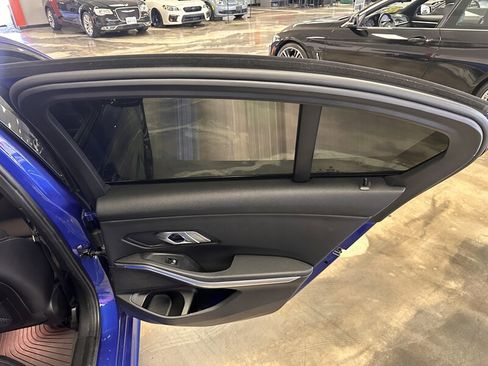 Used 2022 BMW 330i Sedan w/ M Sport Package image 30