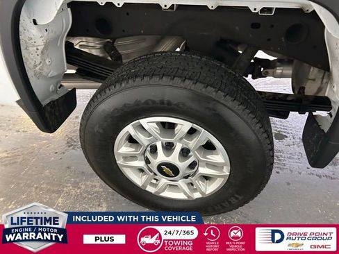 Used 2025 Chevrolet Silverado 2500 LT w/ Convenience Package AWD/4WD image 10