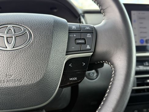 Certified 2025 Toyota Camry SE FWD image 26