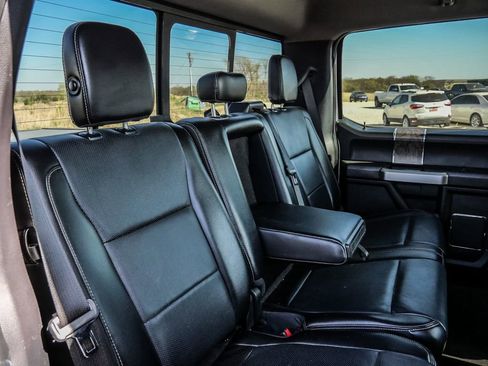 Used 2017 Ford F250 Lariat w/ Chrome Package image 20