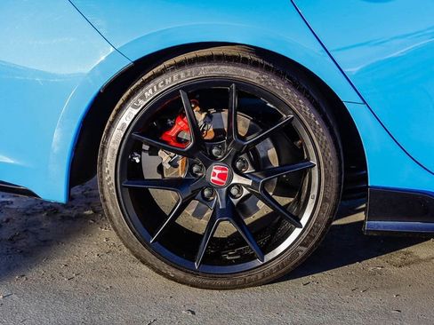 Used 2023 Honda Civic Type R image 12