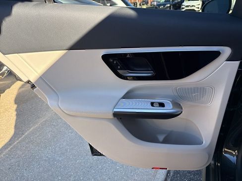 Certified 2026 Mercedes-Benz GLC 300 4MATIC image 17