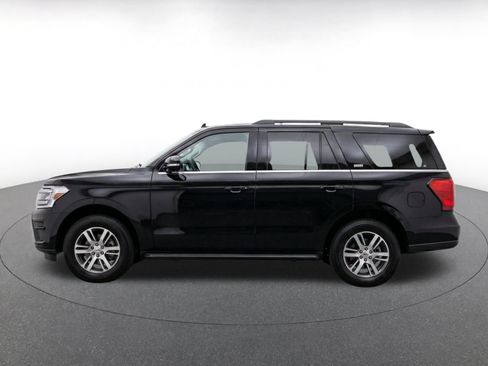 Used 2024 Ford Expedition Limited AWD/4WD image 9