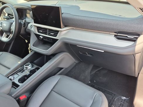 New 2026 Ford Explorer Active w/ Active Comfort Package AWD/4WD image 21