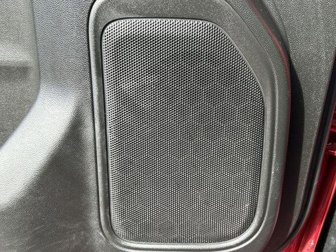 Used 2021 GMC Sierra 1500 Elevation image 24