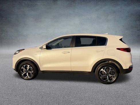 Used 2021 Kia Sportage LX image 10