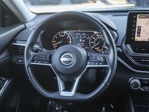 Certified 2023 Nissan Altima 2.5 SR w/ SR Premium Package image 14