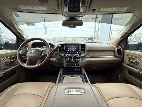 Used 2022 RAM 3500 Limited w/ Cold Weather Group image 27