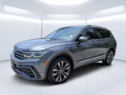 Used 2022 Volkswagen Tiguan SEL R-Line AWD/4WD image 7