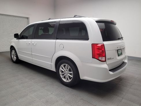 Used 2016 Dodge Grand Caravan SXT image 5
