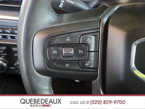 Used 2023 GMC Yukon AT4 w/ Technology Package AWD/4WD image 15