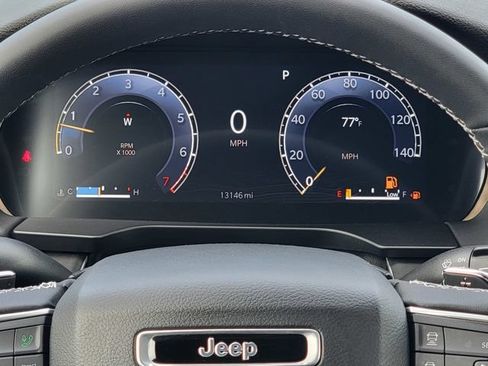 Certified 2024 Jeep Grand Cherokee L Laredo AWD/4WD image 36