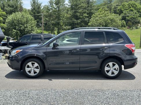 Used 2015 Subaru Forester 2.5i Premium w/ All-Weather Package AWD/4WD image 6