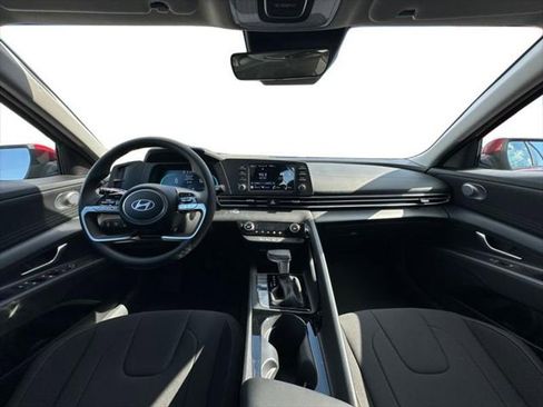 New 2025 Hyundai Elantra Blue image 14