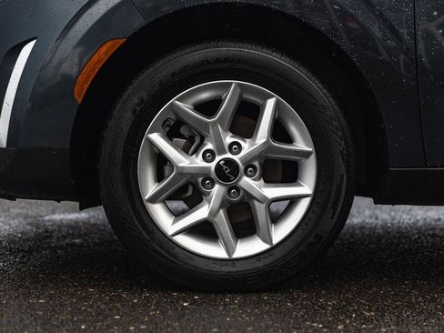 Used 2024 Kia Soul LX w/ Option Group 015 image 12